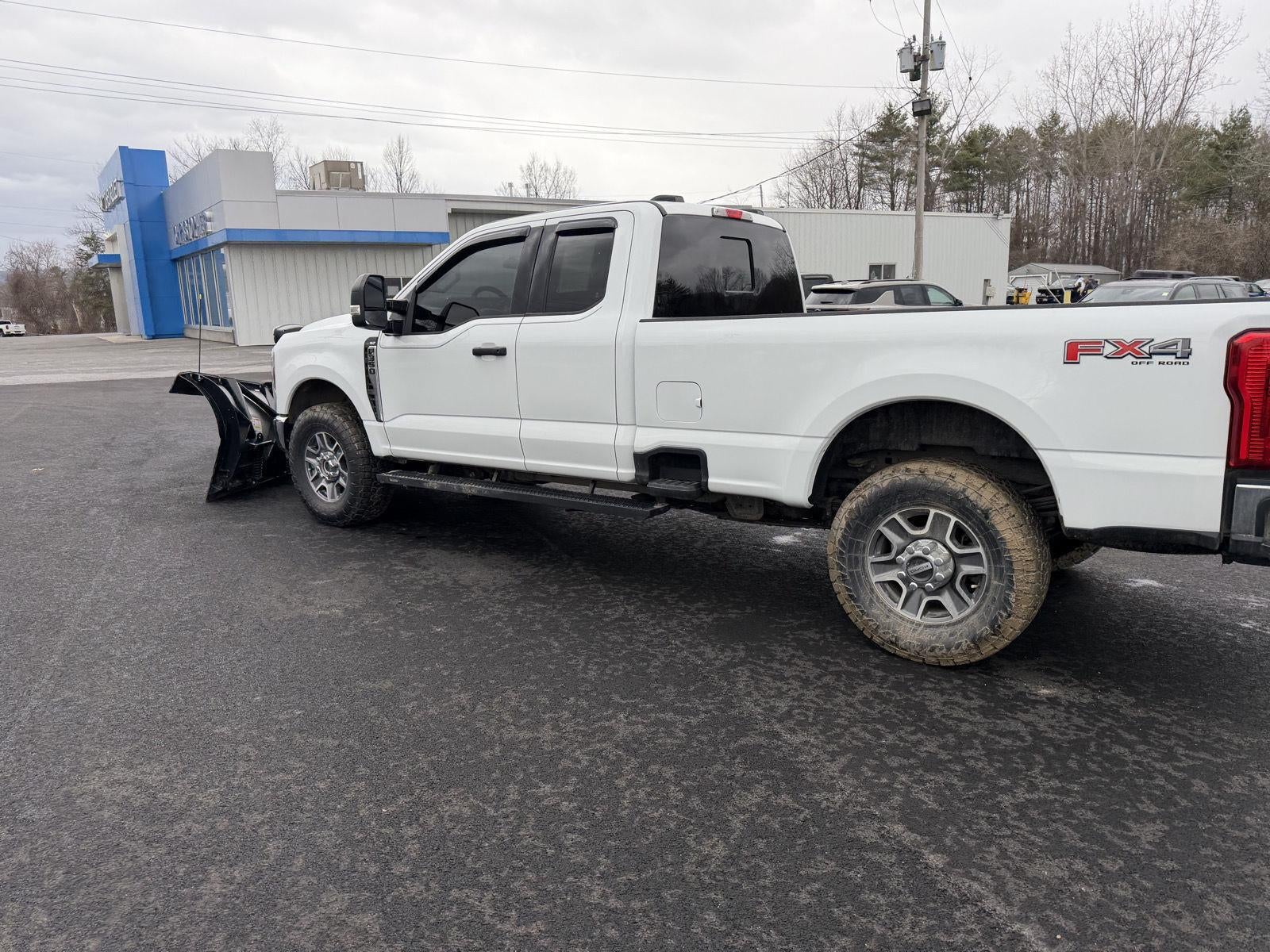 2025 Ford Super Duty F-350 SRW XL