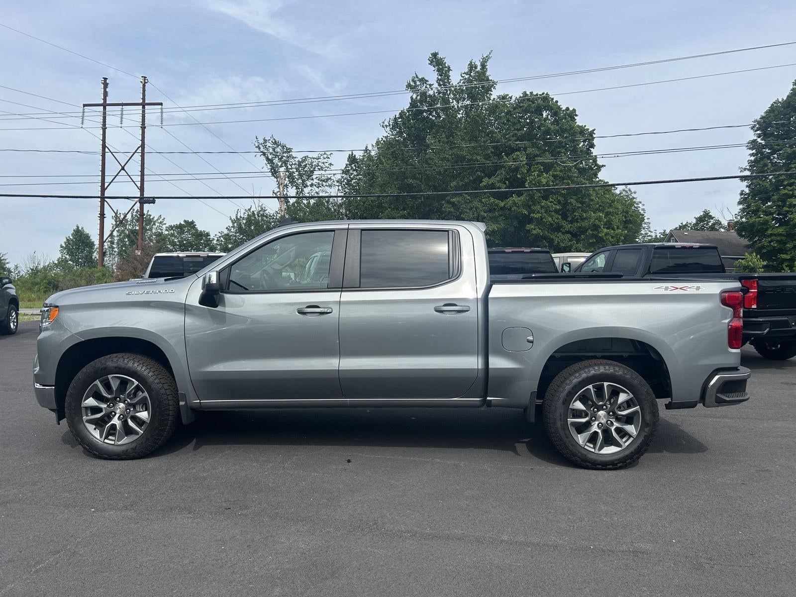 2026 Chevrolet Silverado 1500 LT (2FL)