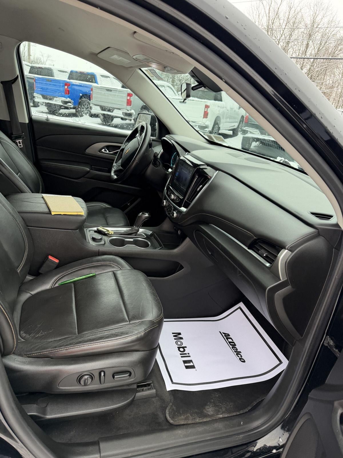 2020 Chevrolet Traverse LT Leather