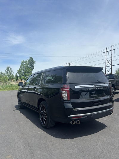 2023 Chevrolet Suburban High Country