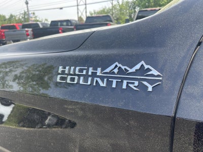 2023 Chevrolet Suburban High Country