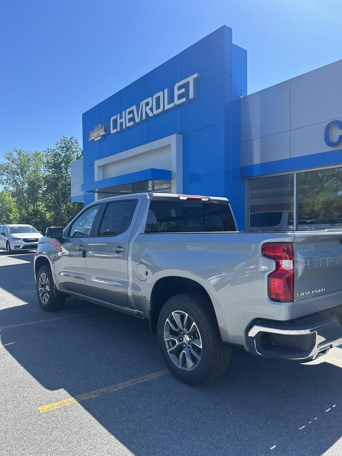 2026 Chevrolet Silverado 1500 LT