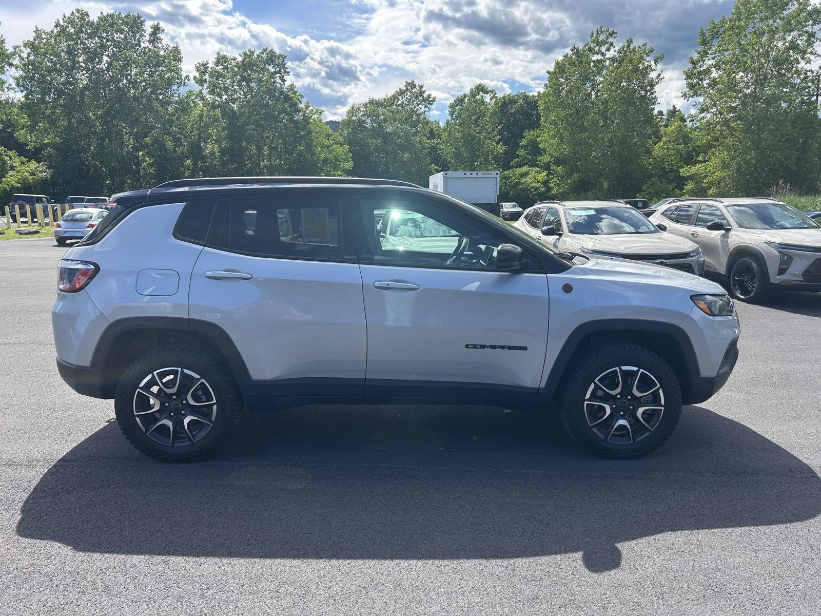 2025 Jeep Compass Trailhawk