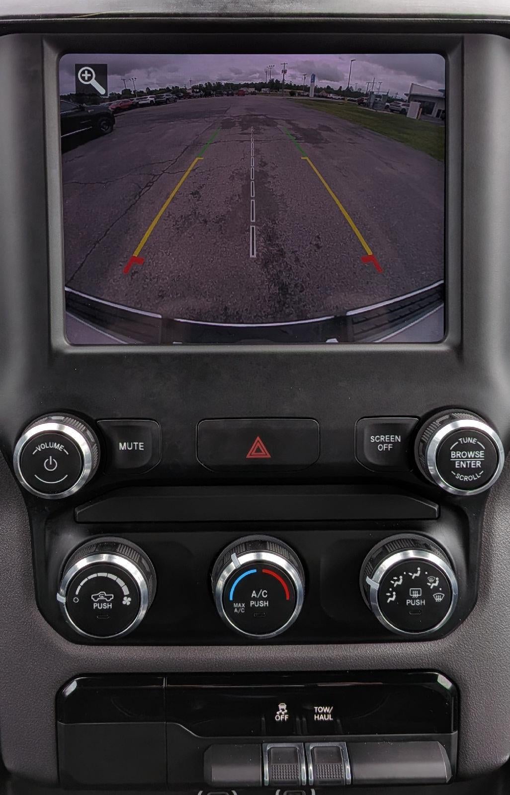 2021 RAM 1500 Big Horn Quad Cab 4x4 6'4" Box