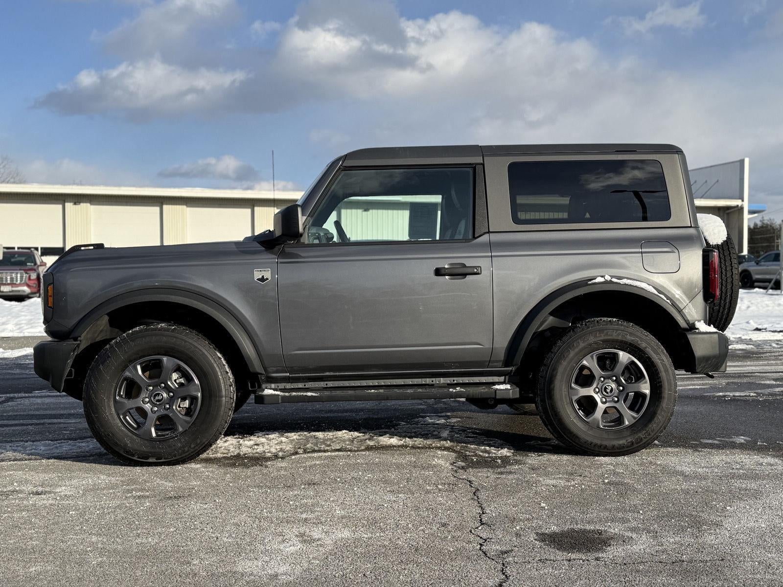 2023 Ford Bronco Base