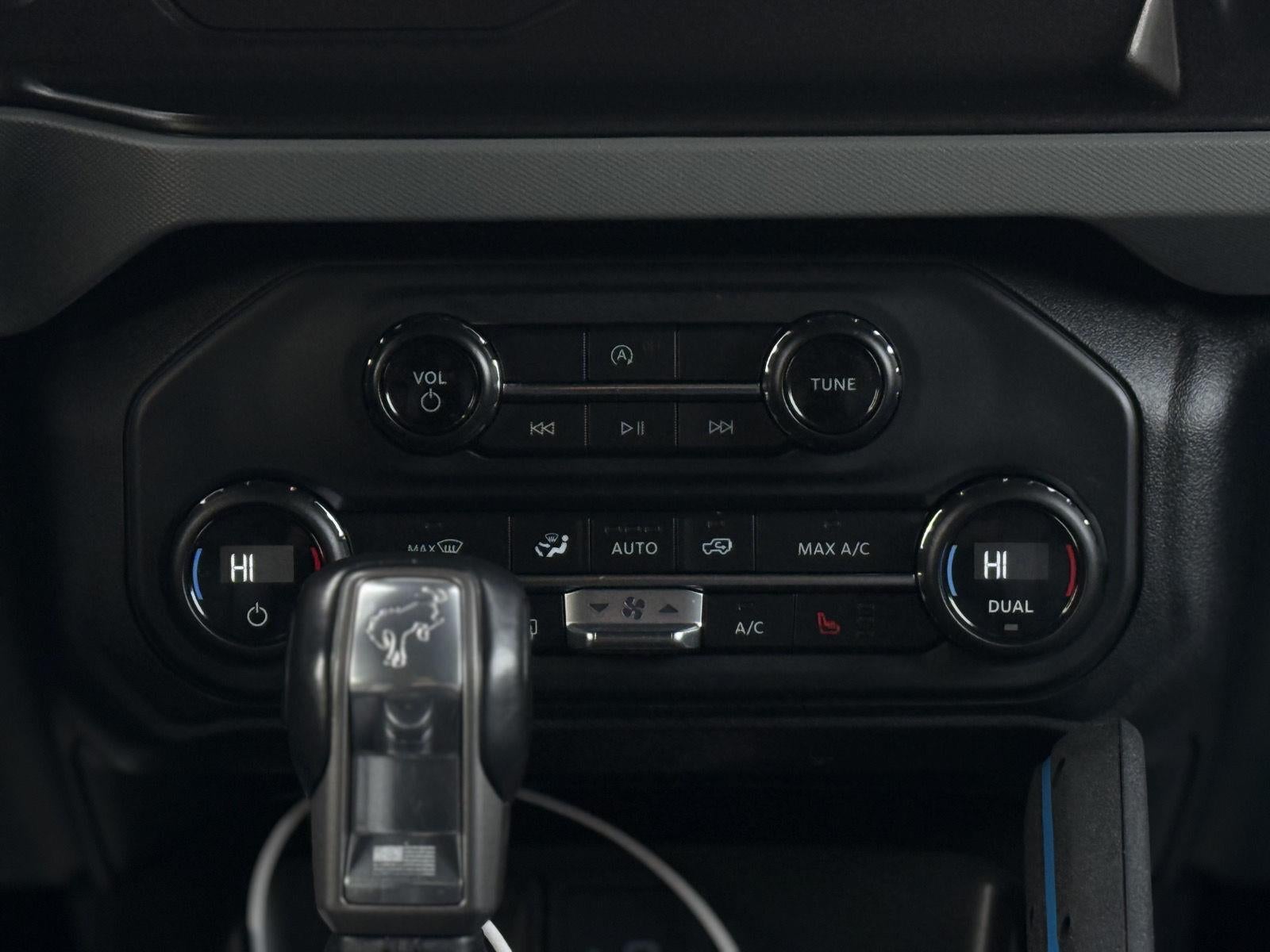 2021 Ford Bronco Base