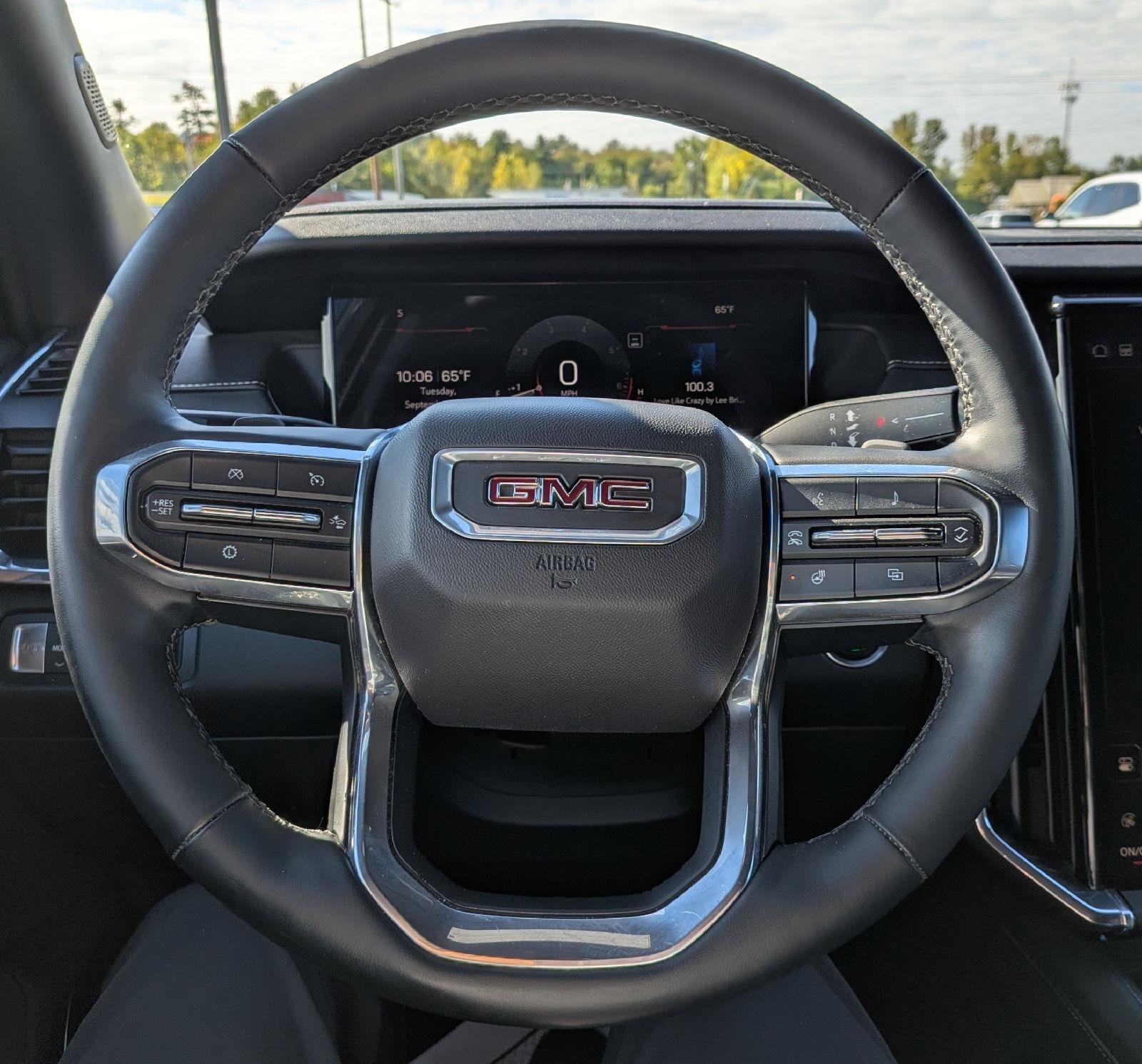 2024 GMC Acadia Elevation
