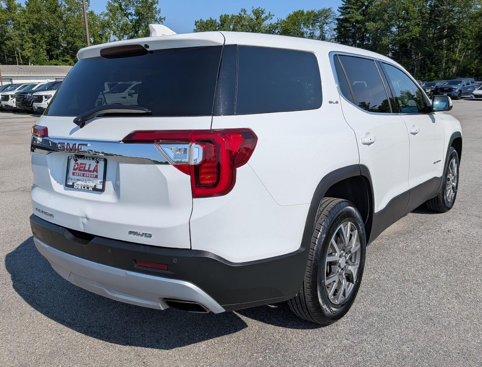 2022 GMC Acadia SLE