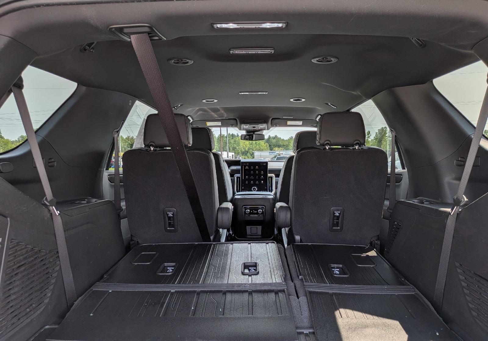 2025 GMC Yukon Elevation