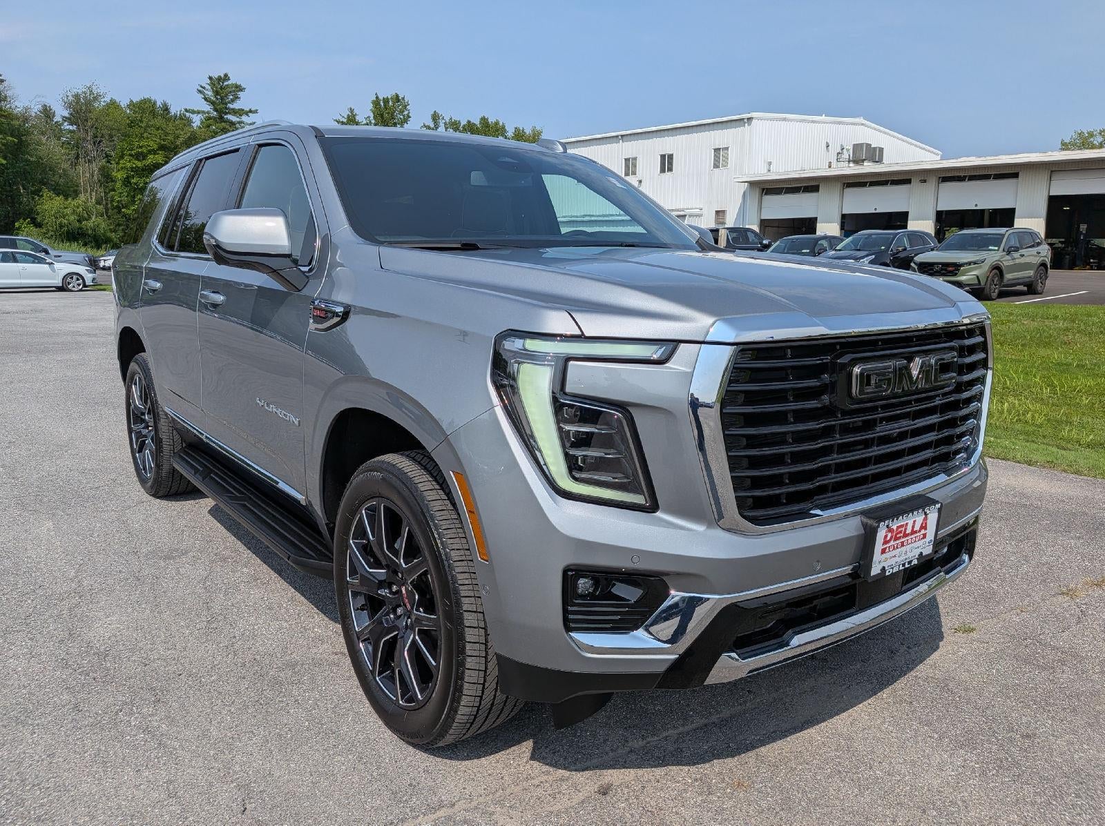 2025 GMC Yukon Elevation