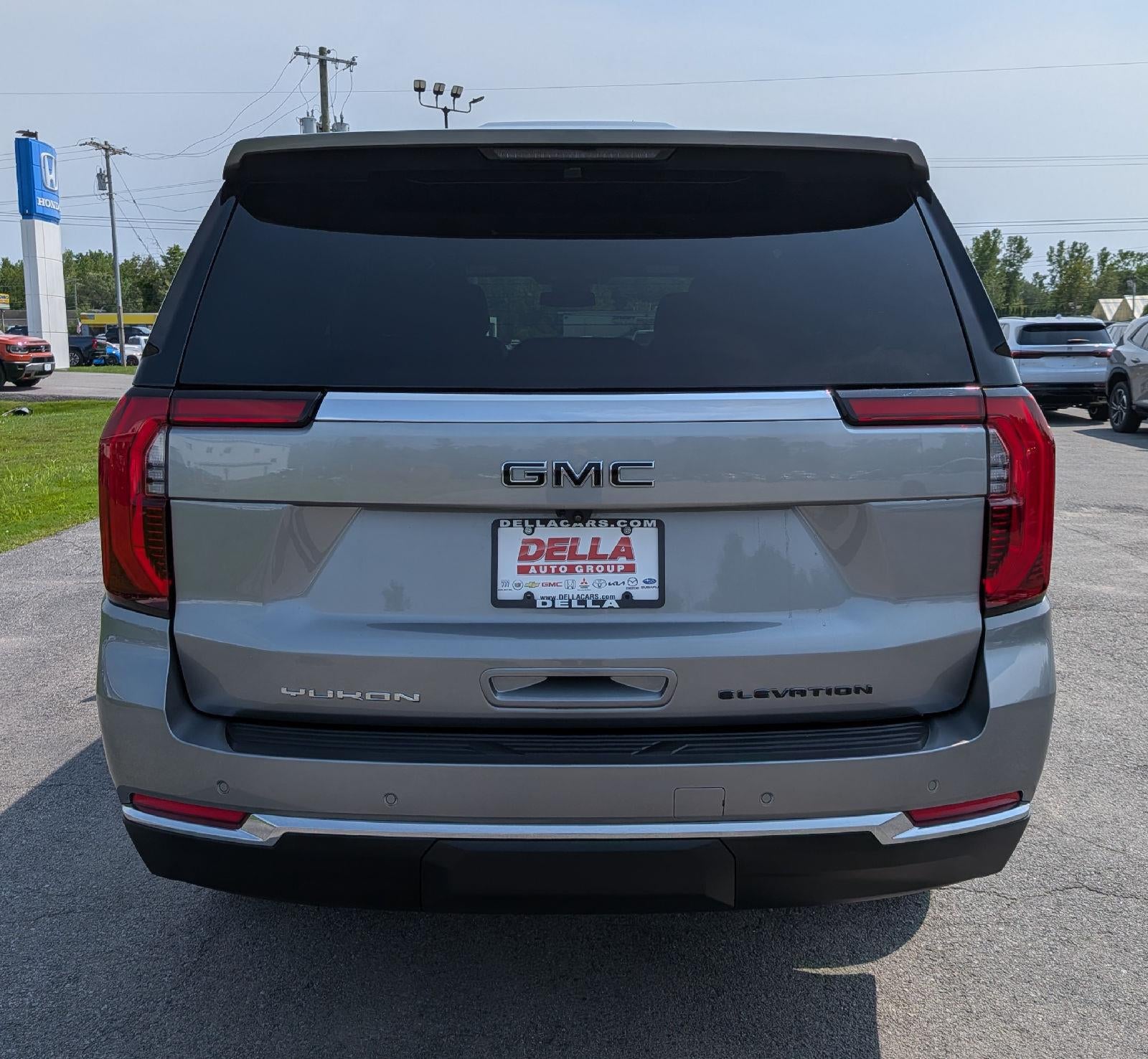 2025 GMC Yukon Elevation