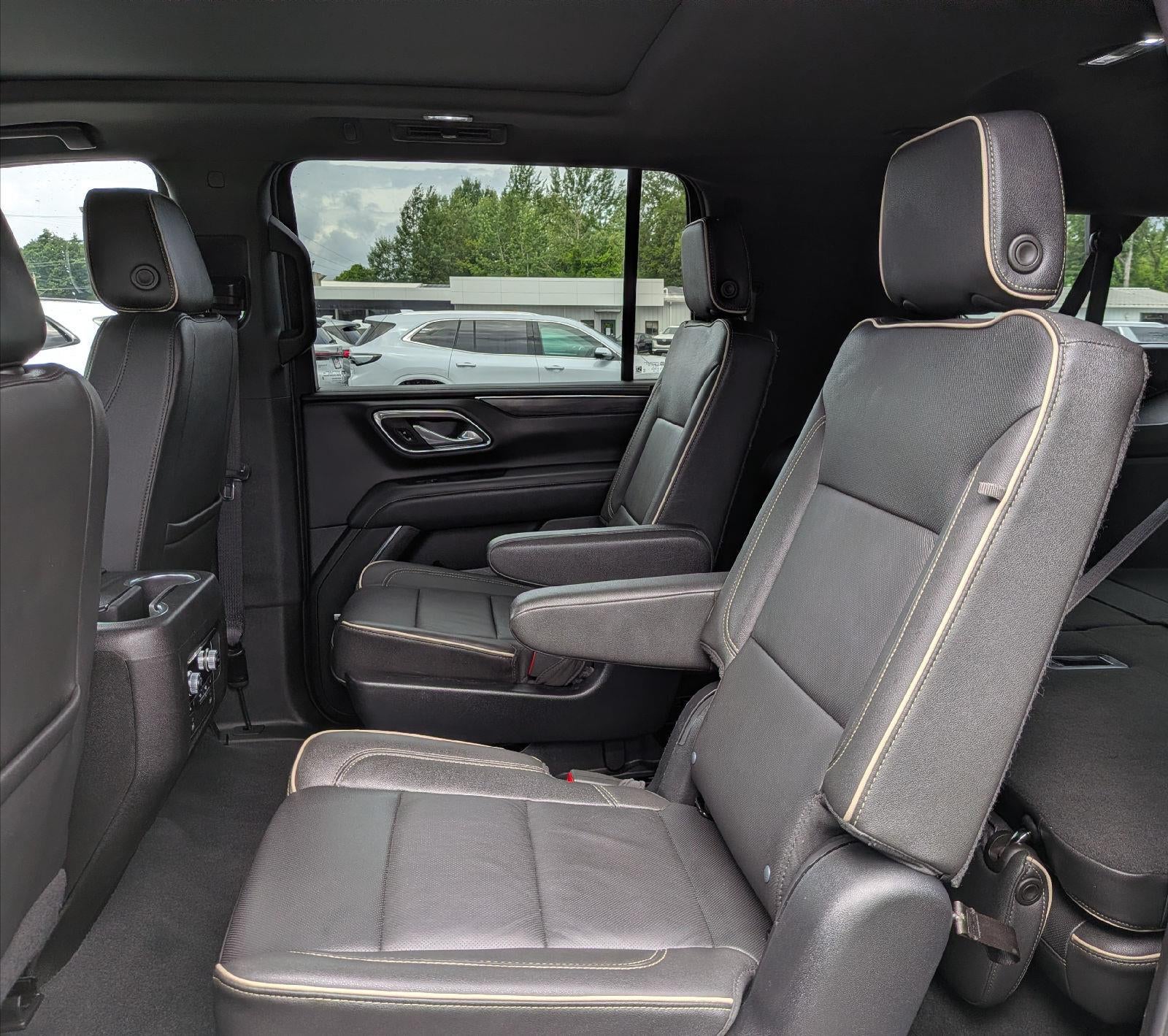 2023 GMC Yukon XL SLT