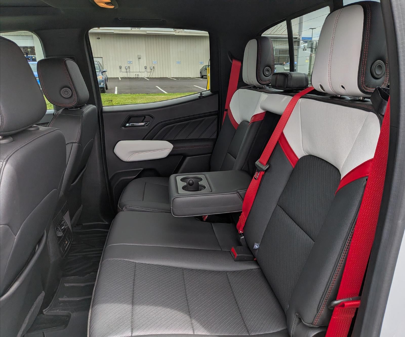 2024 GMC Canyon AT4X