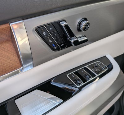 2027 Cadillac VISTIQ Sport