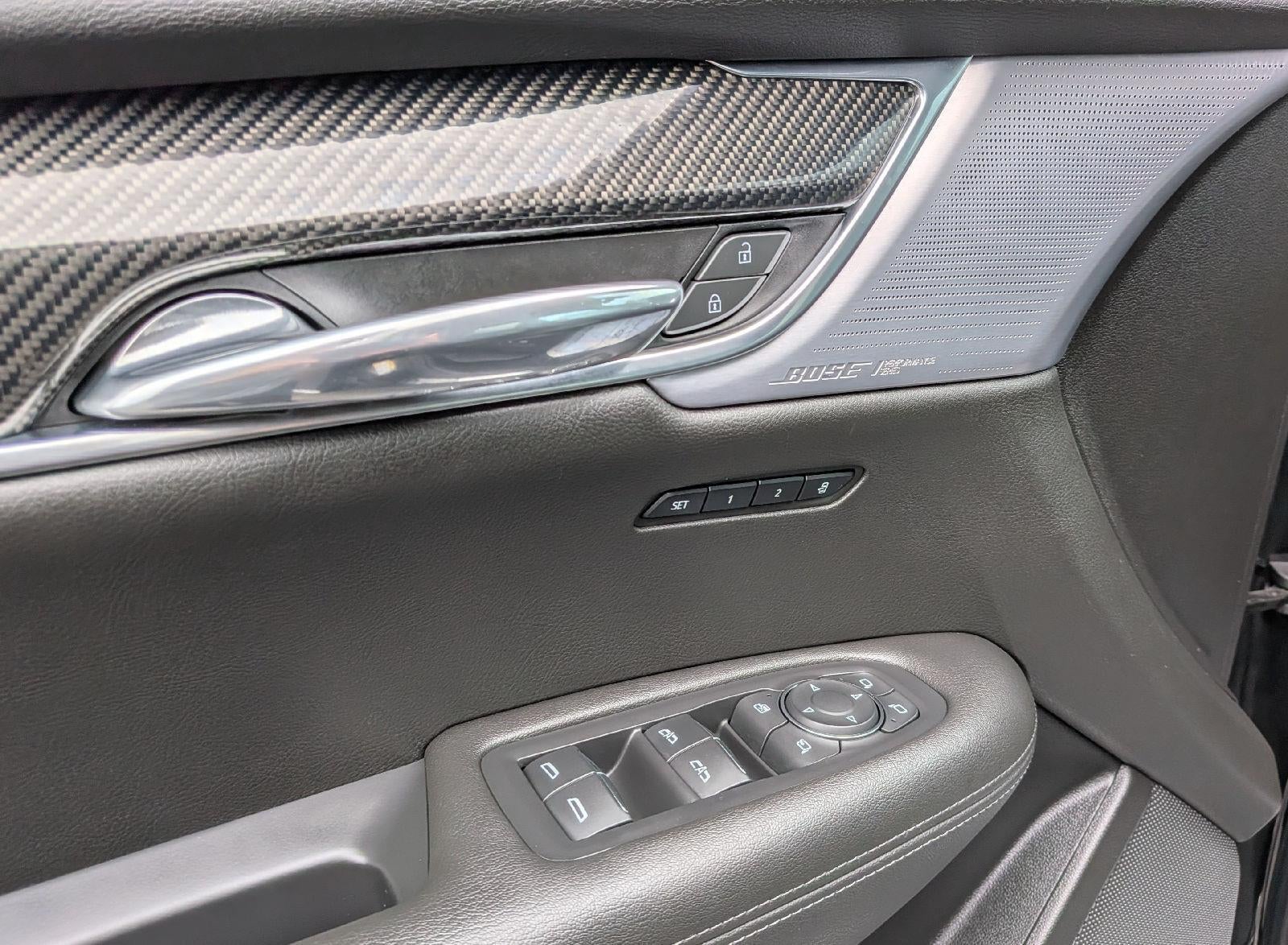 2024 Cadillac XT6 Sport
