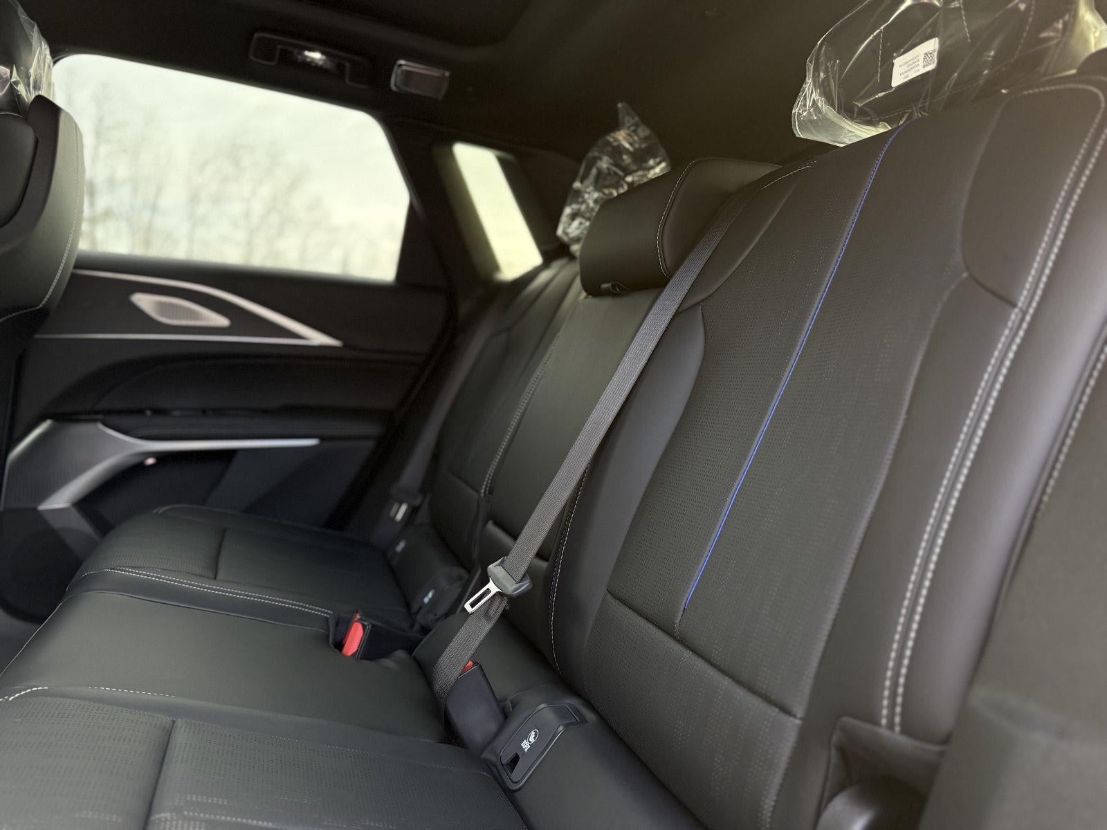 2026 Cadillac LYRIQ Premium Sport