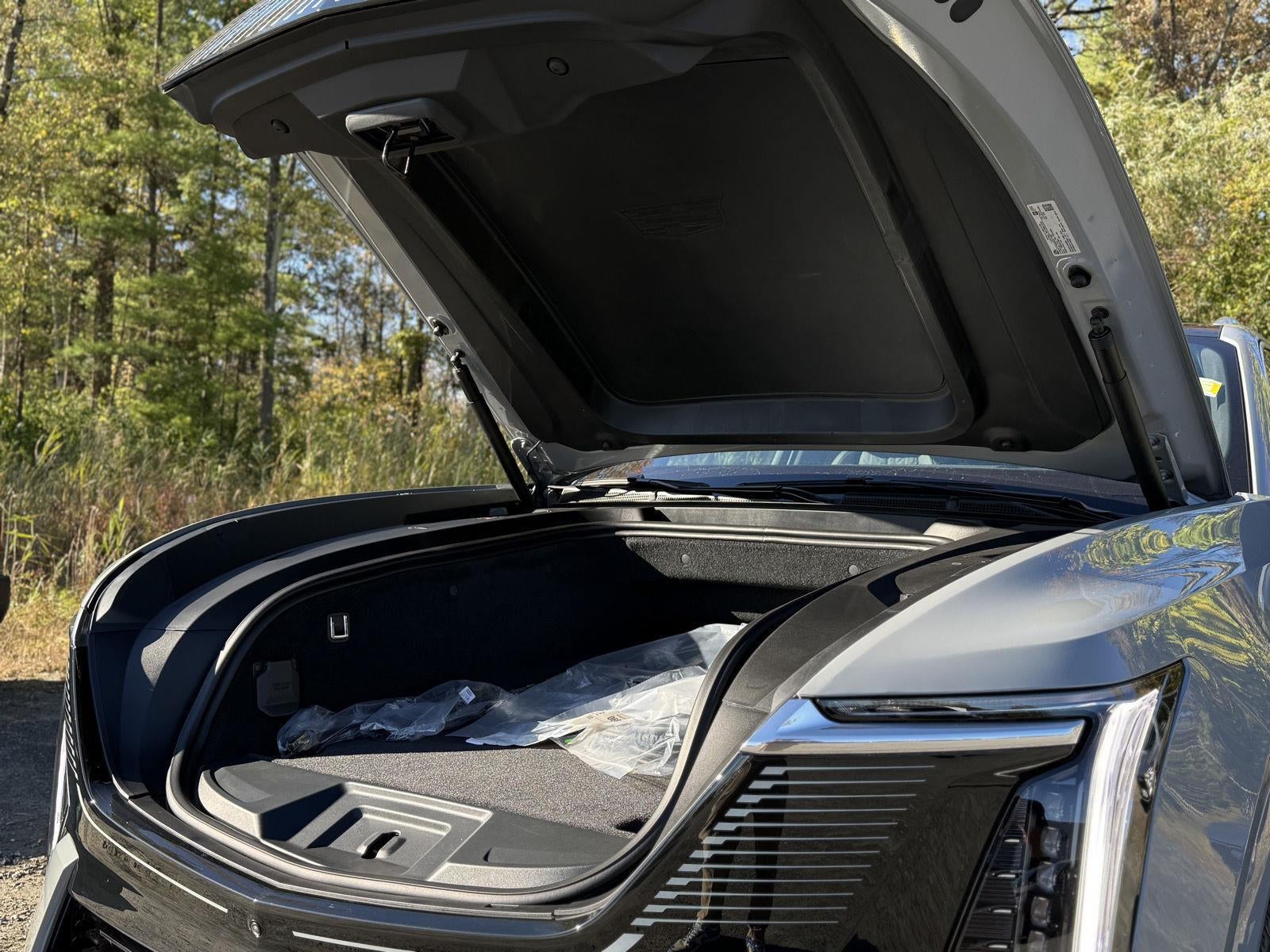 2026 Cadillac ESCALADE IQL Luxury