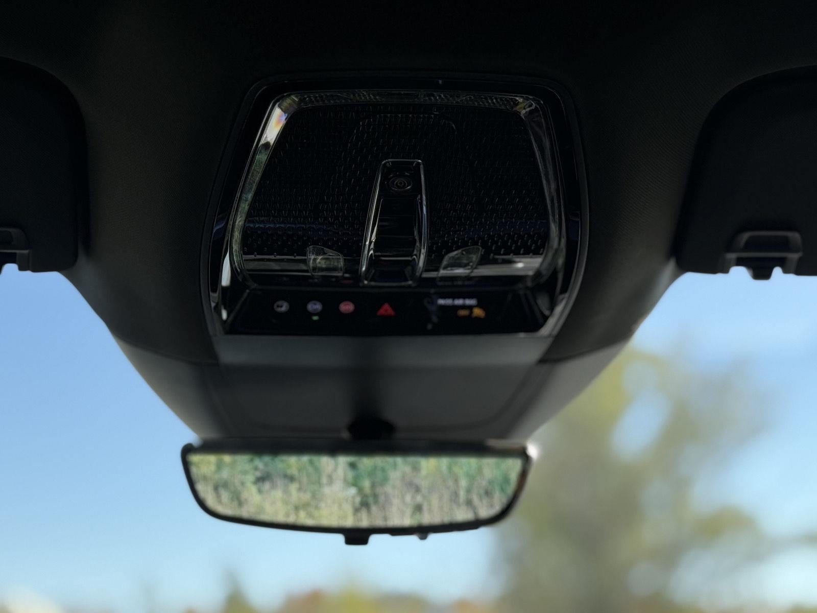 2026 Cadillac ESCALADE IQL Luxury