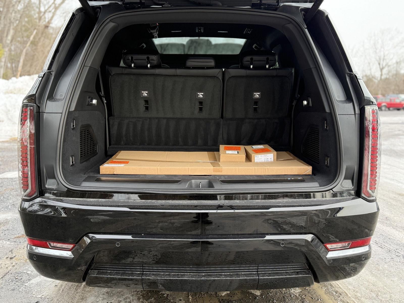 2026 Cadillac ESCALADE IQL Sport