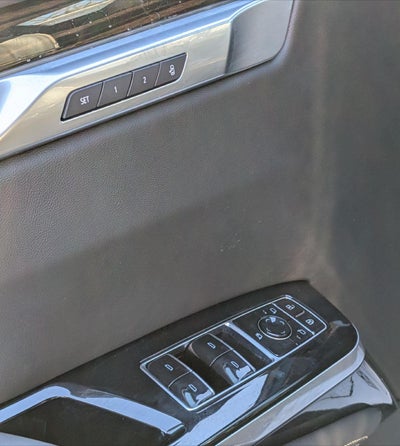 2025 Cadillac Escalade ESV Premium Luxury