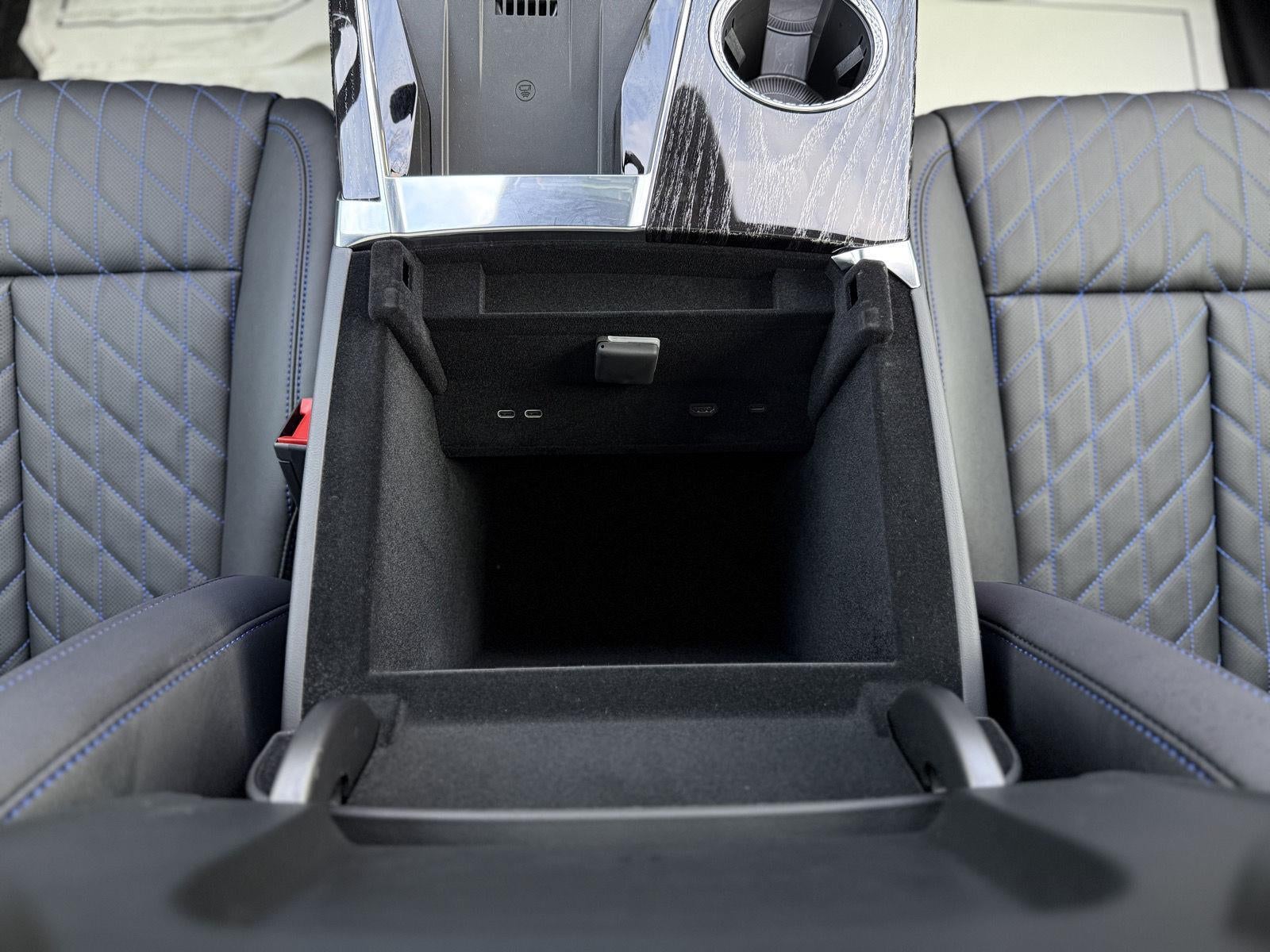 2026 Cadillac ESCALADE IQ Luxury