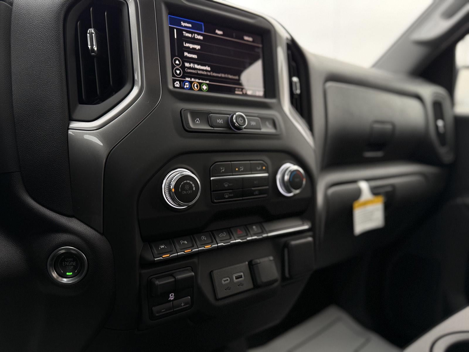 2025 GMC Sierra 1500 Pro