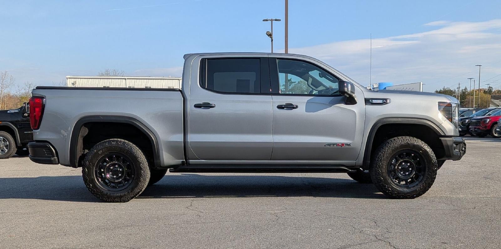 2024 GMC Sierra 1500 AT4X