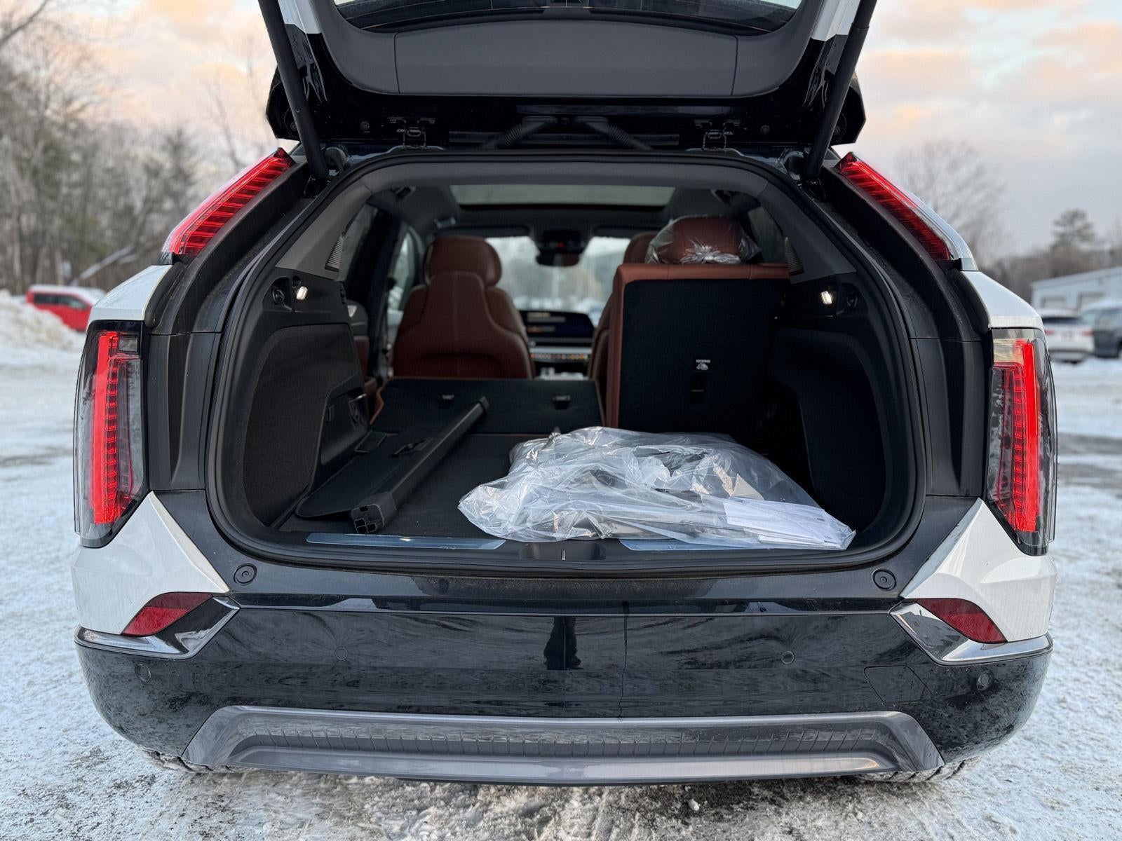 2025 Cadillac OPTIQ Sport 2