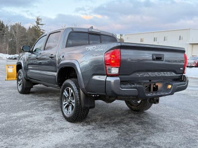 2016 Toyota Tacoma SR