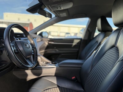 2020 Toyota Camry SE