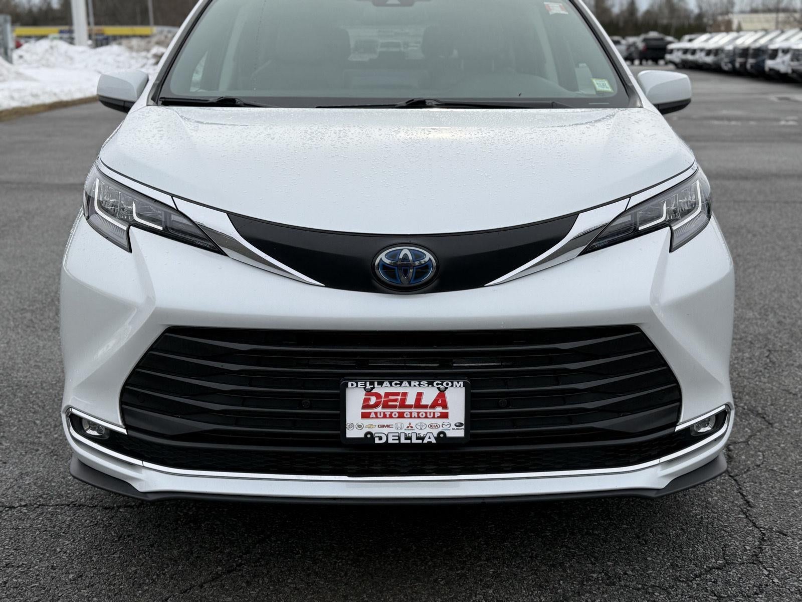 2023 Toyota Sienna XLE