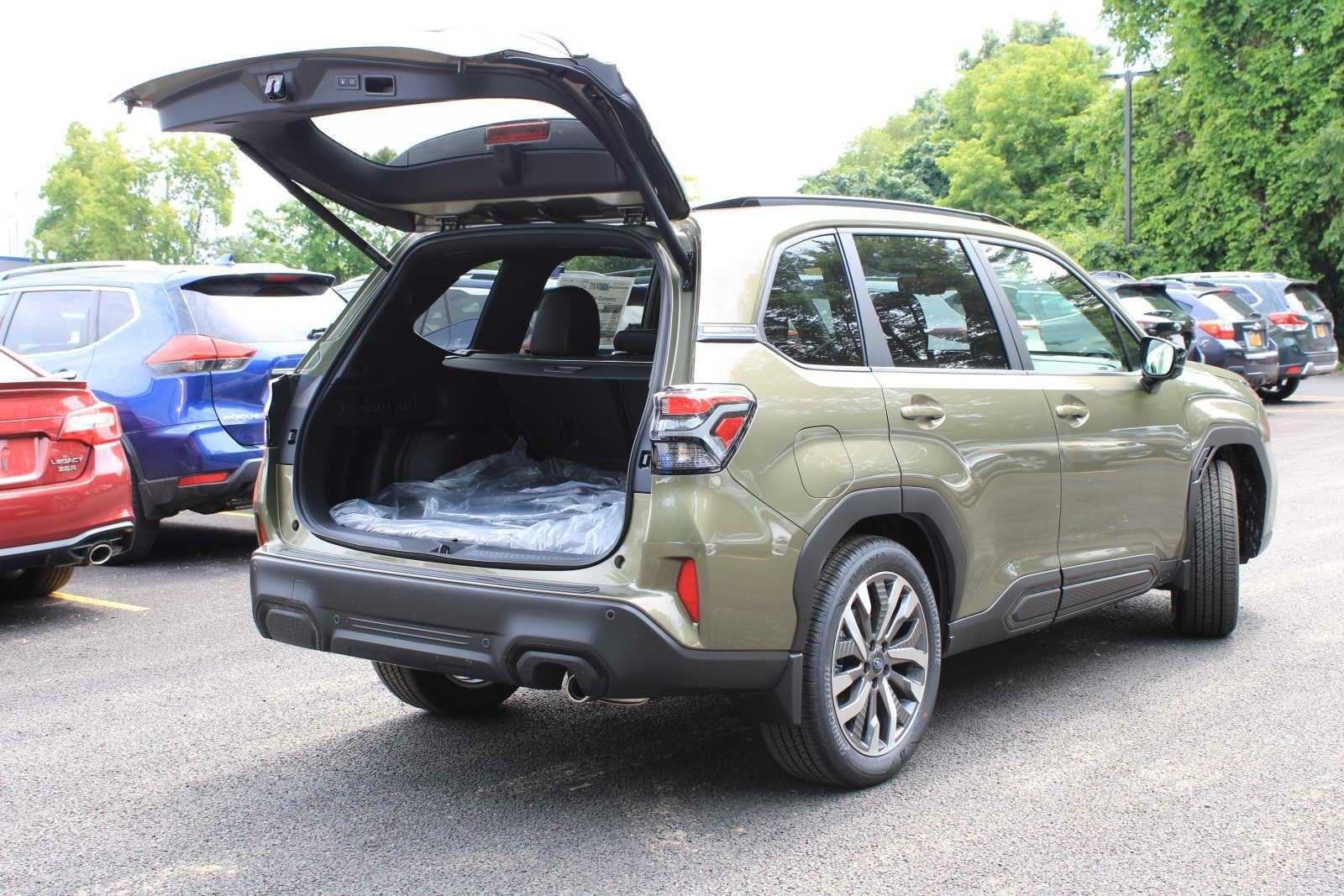 2025 Subaru Forester Touring