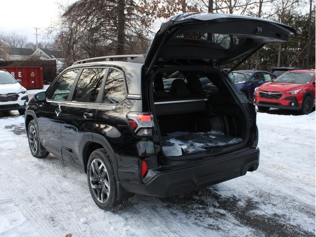 2025 Subaru Forester Premium Hybrid