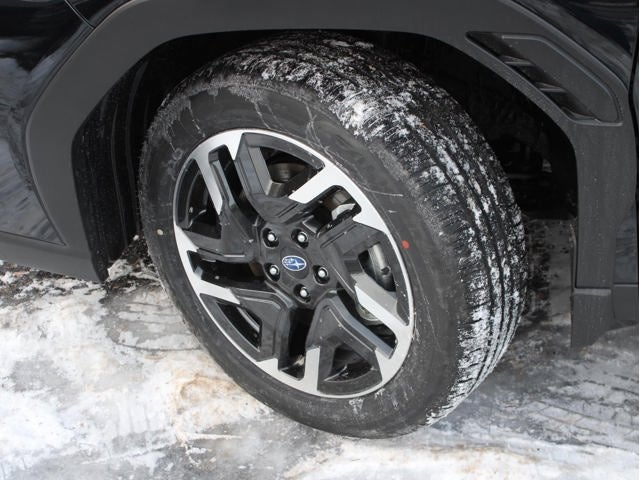 2025 Subaru Forester Premium Hybrid