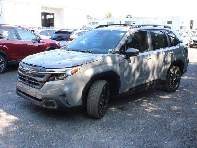 2025 Subaru Forester Limited Hybrid