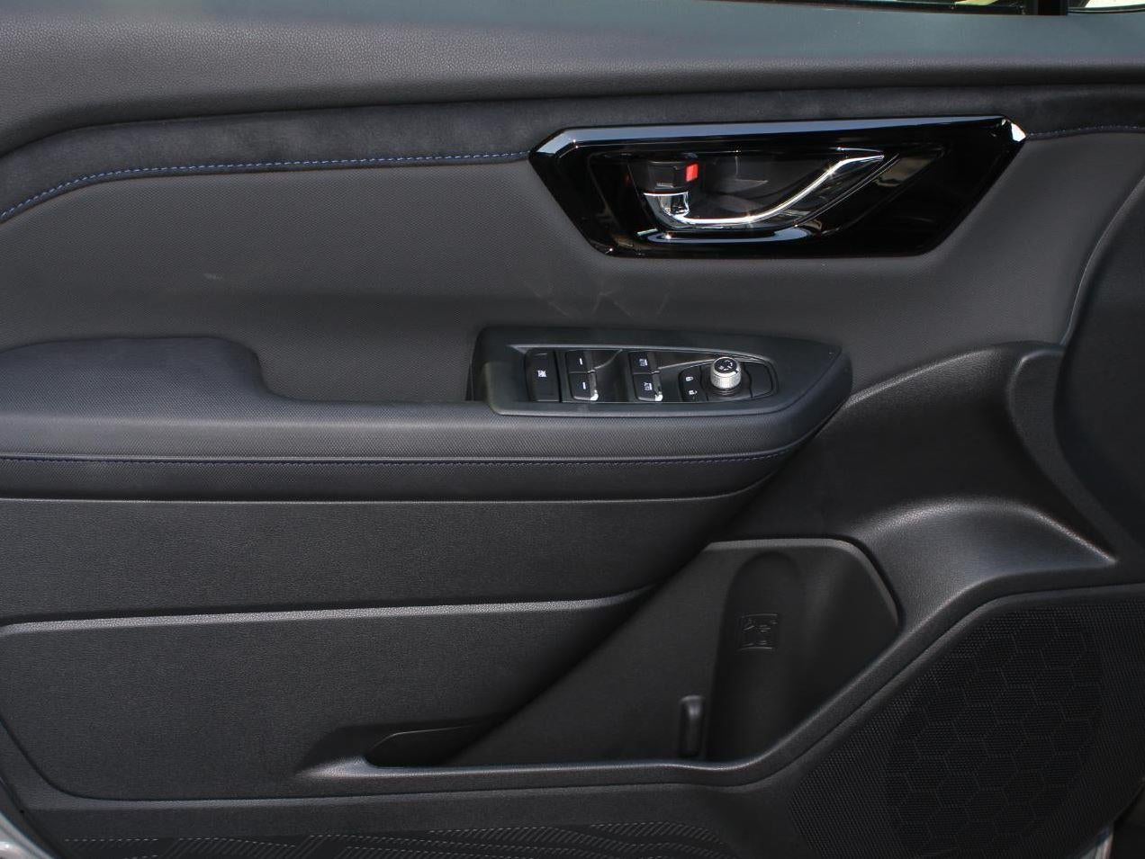 2025 Subaru Forester Limited Hybrid