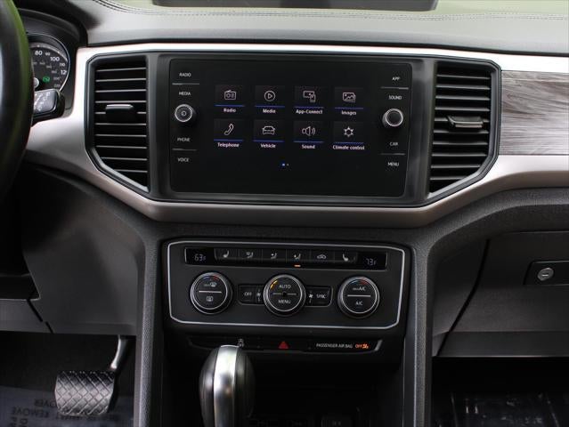 2020 Volkswagen Atlas Cross Sport 3.6L V6 SE w/Technology R-Line