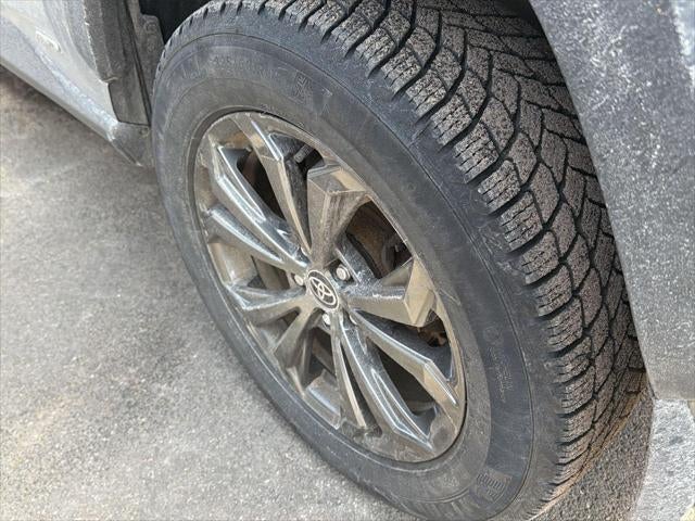 2023 Toyota RAV4 Hybrid XLE Premium