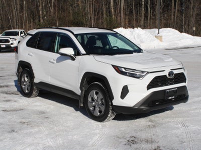2025 Toyota RAV4 XLE