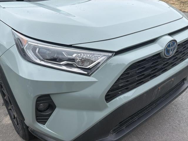 2020 Toyota RAV4 Hybrid XLE