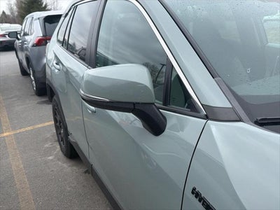 2020 Toyota RAV4 Hybrid XLE