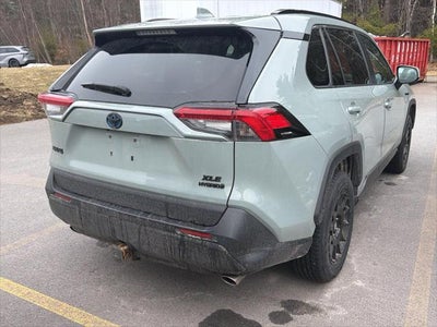 2020 Toyota RAV4 Hybrid XLE