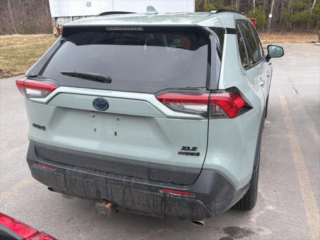 2020 Toyota RAV4 Hybrid XLE