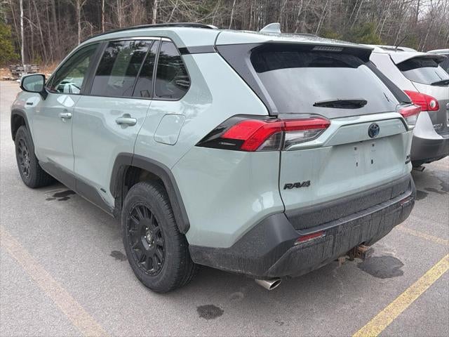 2020 Toyota RAV4 Hybrid XLE