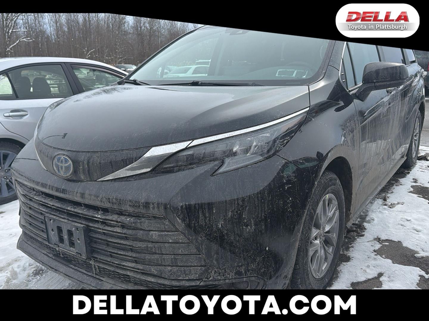 2024 Toyota Sienna LE