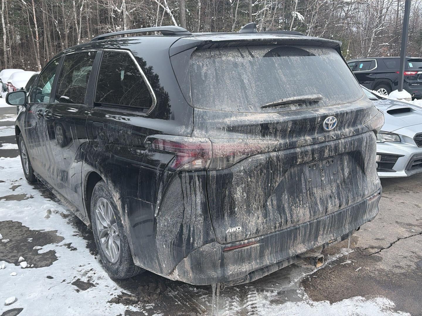 2024 Toyota Sienna LE