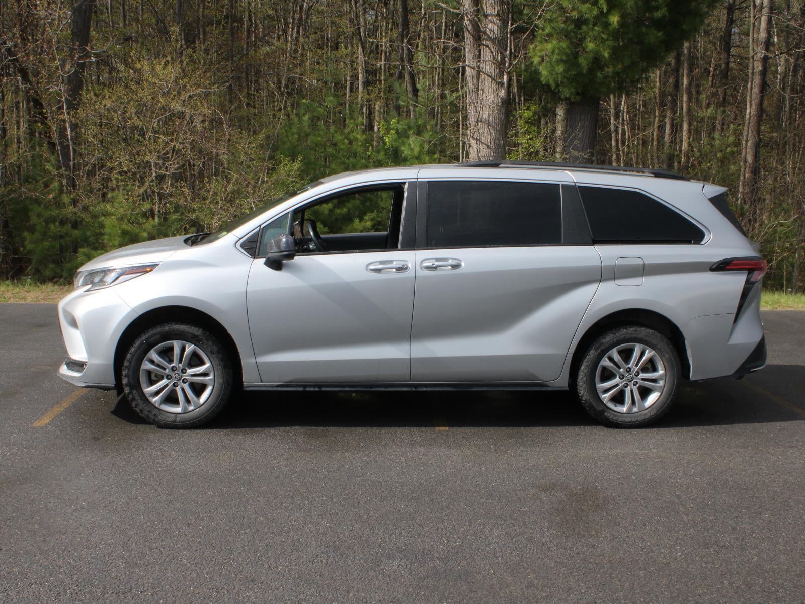 2022 Toyota Sienna XSE