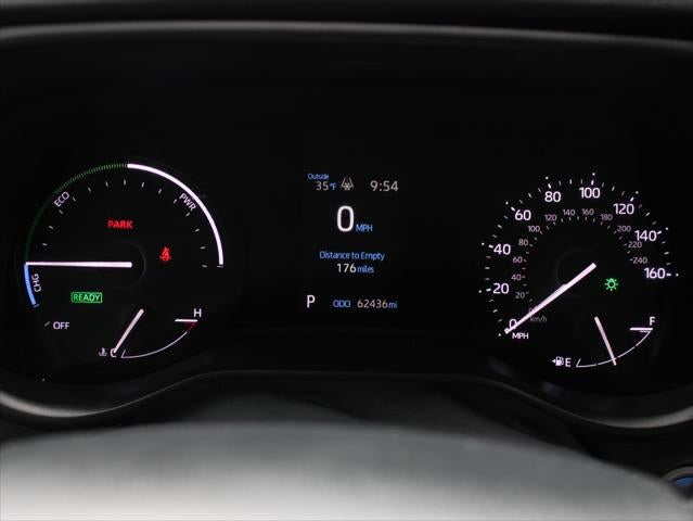 2022 Toyota Sienna LE