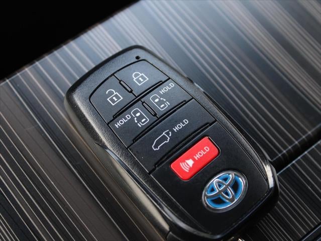 2023 Toyota Sienna Limited