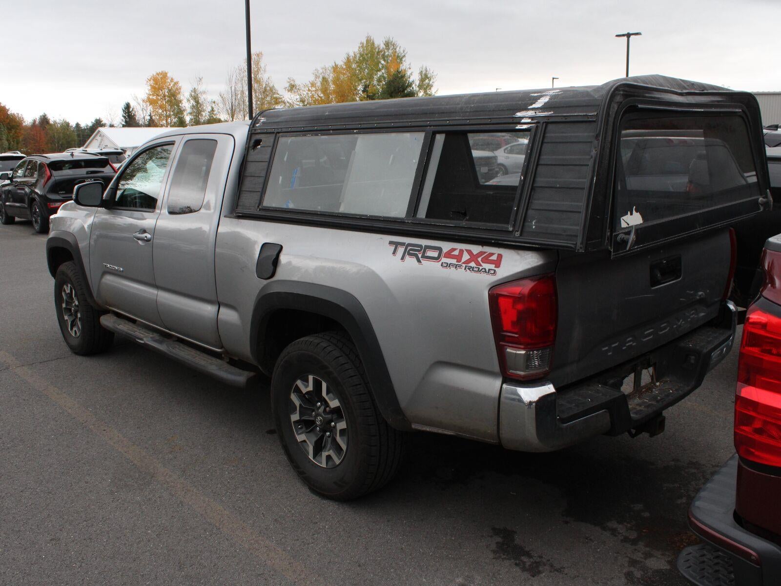 2016 Toyota Tacoma SR5